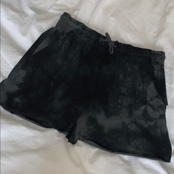 Tie dye shorts - Picture 2 of 2